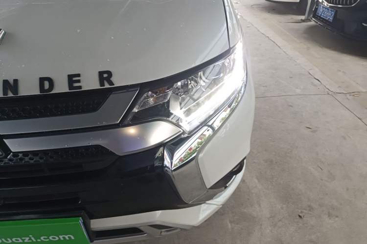Used Mitsubishi Outlander 2020 2.0L Two-Wheel Drive Comfort Edition 7-Seater Left Front Headlight