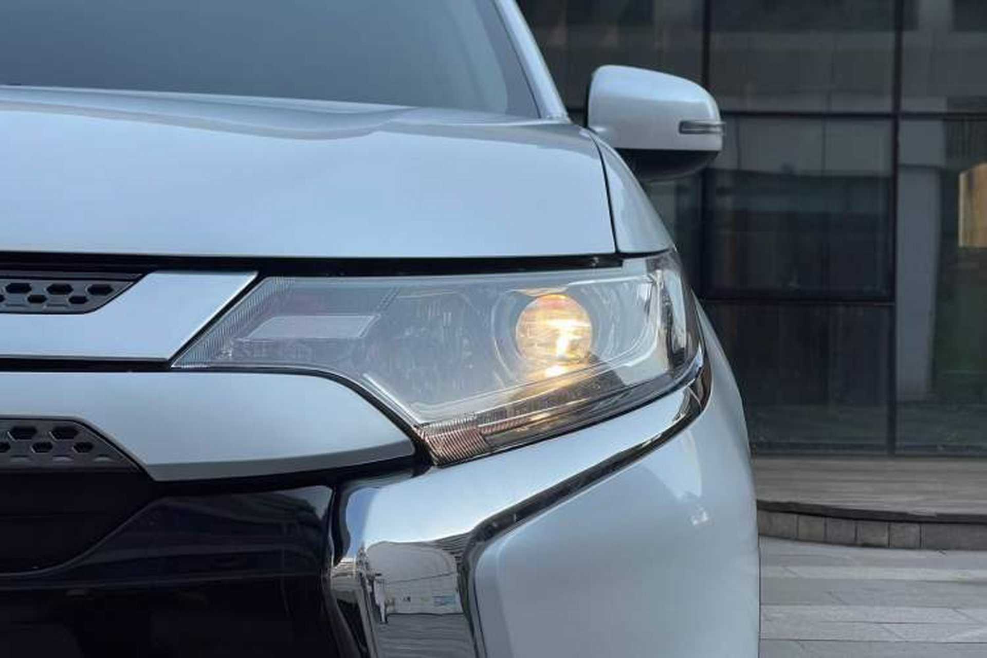 Used Mitsubishi Outlander 2020 2.0L Two-Wheel Drive Enjoyment Version 5 Seats Left Front Headlight