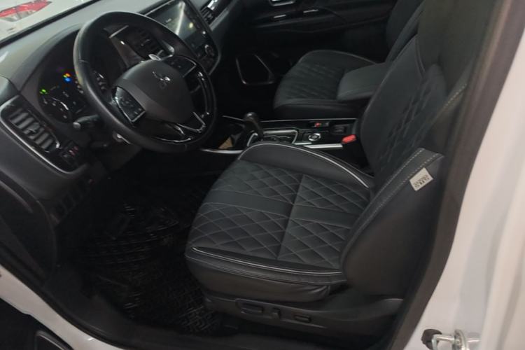 Used Mitsubishi Outlander 2020 2.4L 4x4 Zhi Xiang Edition 5 Seats Left Front Seat