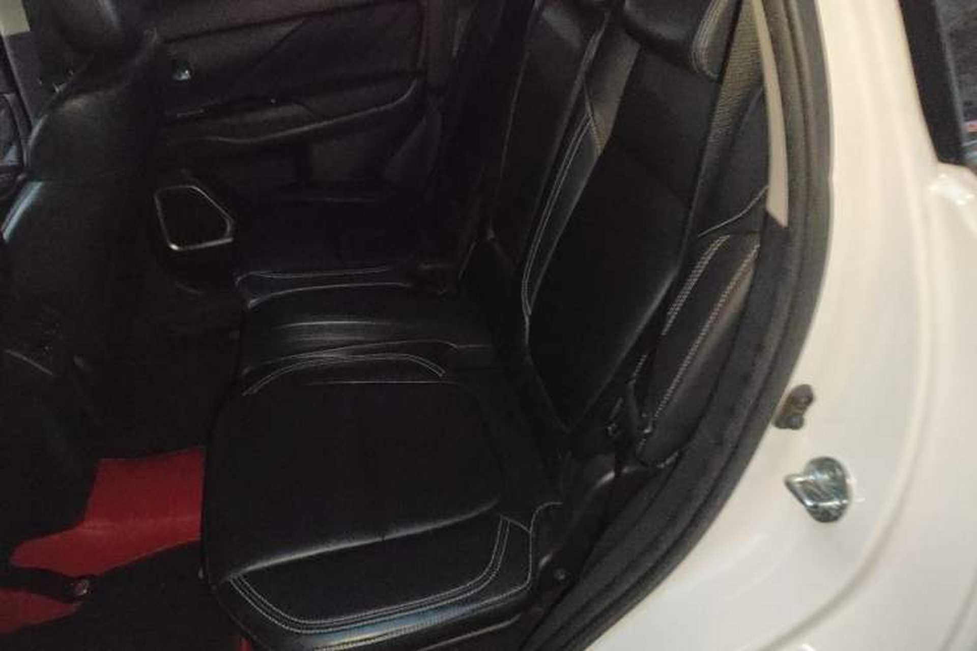 Used Mitsubishi Outlander 2020 2.0L Two-Wheel Drive Enjoyment Version 5 Seats Left Rear Seat