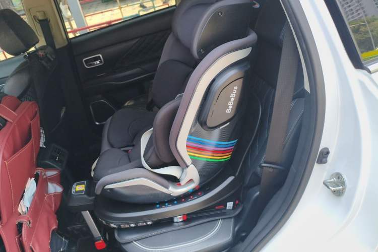 Used Mitsubishi Outlander 2020 2.4L 4x4 Zhi Xiang Edition 7-Seater Left Rear Seat