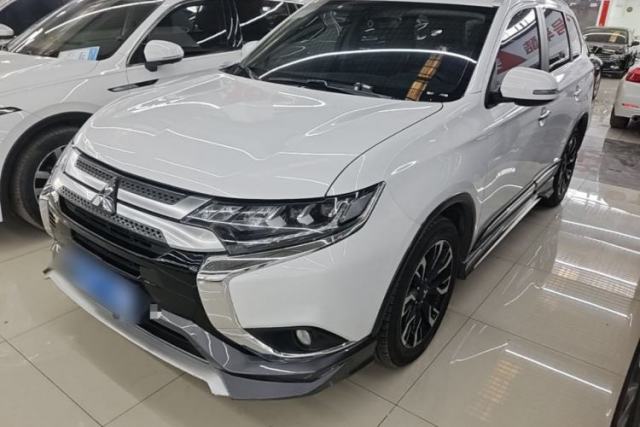 Used Mitsubishi Outlander 2020 2.4L 4x4 Zhi Xiang Edition 5 Seats