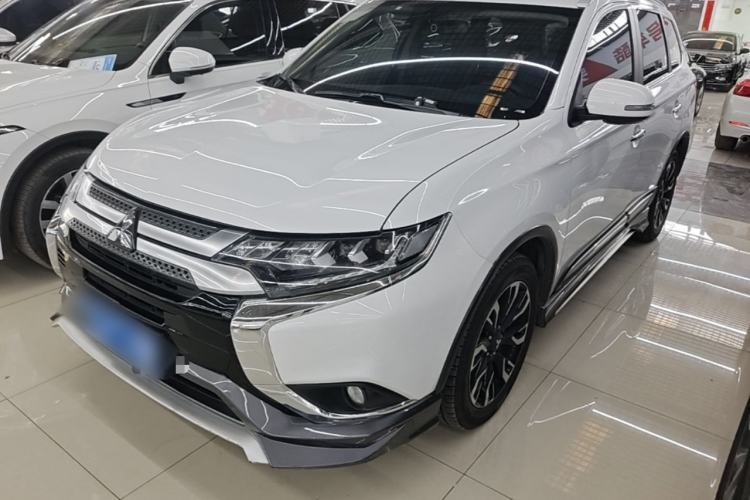 Used Mitsubishi Outlander 2020 2.4L 4x4 Zhi Xiang Edition 5 Seats Guazi used car, China used car export, Used car for sale, Used  cars, Cheapest cars for sale