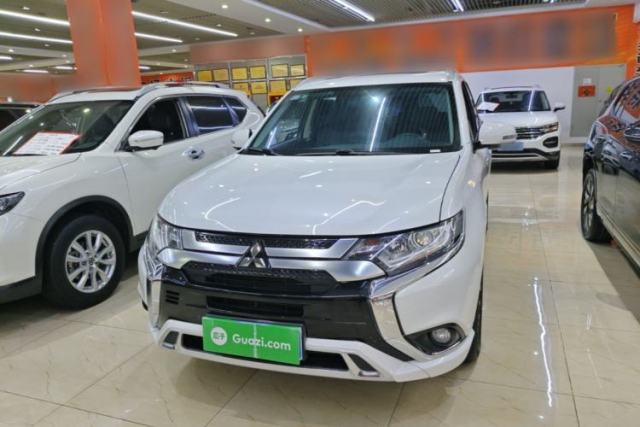 Used Mitsubishi Outlander 2020 2.0L Two-Wheel Drive Enjoyment Version 5 Seats