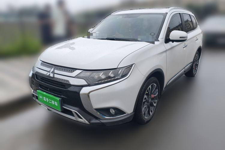 Used Mitsubishi Outlander 2020 2.4L 4x4 Zhi Xiang Edition 5 Seats Guazi used car, China used car export, Used car for sale, Used Mitsubishi cars, Cheapest cars for sale