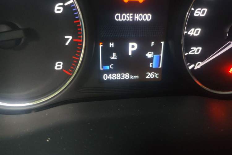 Used Mitsubishi Outlander 2020 2.4L 4x4 Zhi Xiang Edition 7-Seater Odometer Close Up