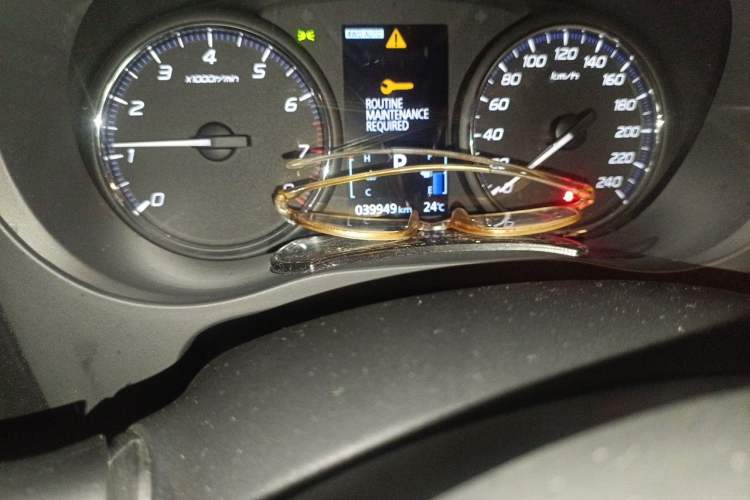 Used Mitsubishi Outlander 2020 2.4L 4x4 Zhi Xiang Edition 7-Seater Odometer Close Up