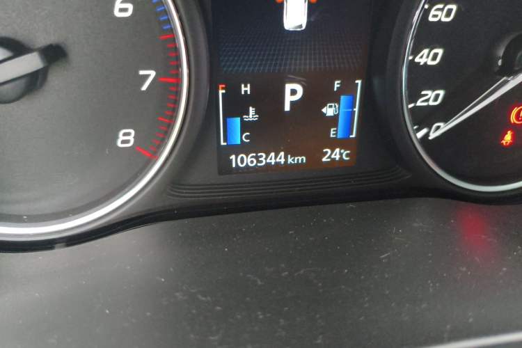 Used Mitsubishi Outlander 2020 2.4L 4x4 Zhi Xiang Edition 5 Seats Odometer Close Up
