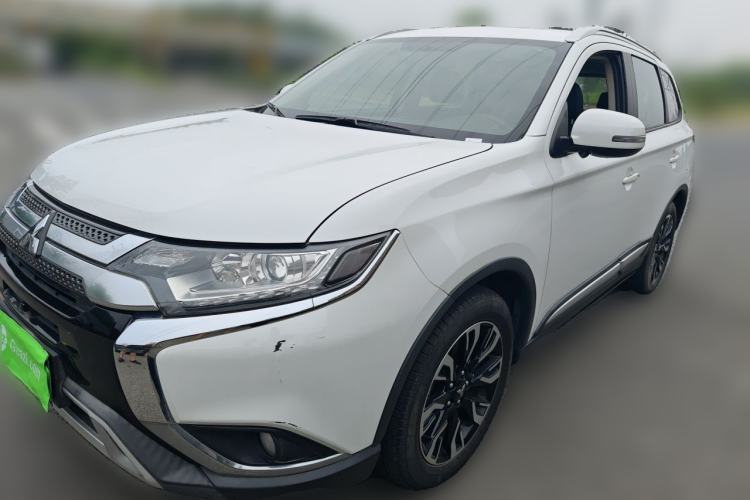 Used Mitsubishi Outlander 2020 2.0L Two-Wheel Drive Enjoyment Version 5 Seats Guazi used car, China used car export, Used car for sale, Used  cars, Cheapest cars for sale