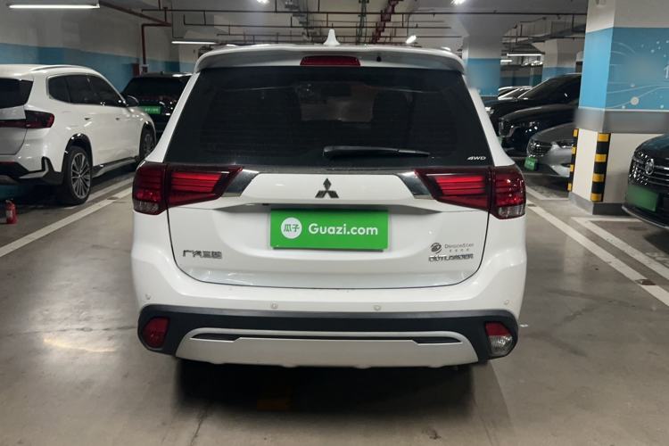 Used Mitsubishi Outlander 2020 2.4L 4x4 Zhi Xiang Edition 7-Seater Rear