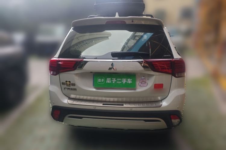 Used Mitsubishi Outlander 2020 2.4L 4x4 Zhi Xiang Edition 7-Seater Rear