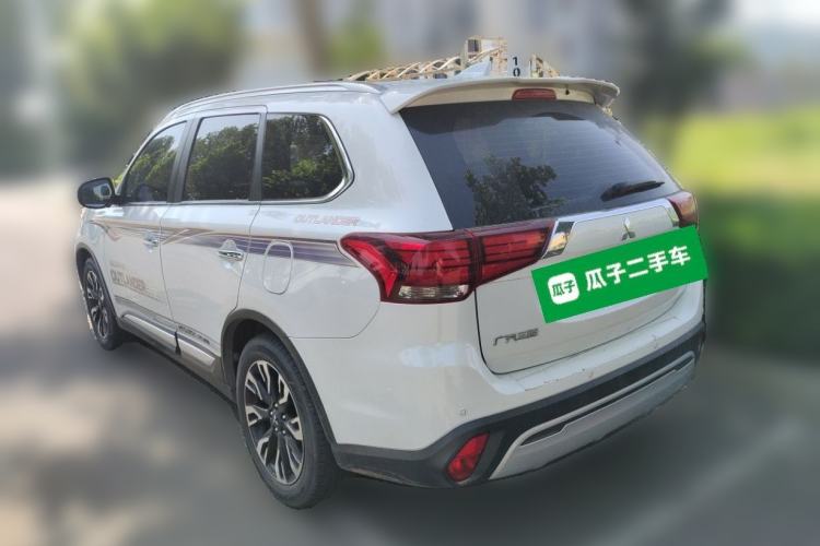 Used Mitsubishi Outlander 2020 2.4L 4x4 Zhi Xiang Edition 5 Seats Rear Left 45 Deg