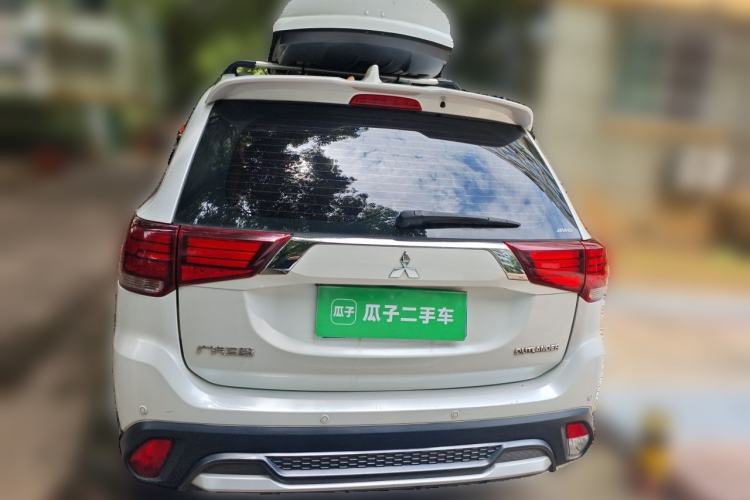 Used Mitsubishi Outlander 2020 2.4L 4x4 Zhi Xiang Edition 7-Seater Rear