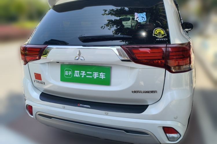 Used Mitsubishi Outlander 2020 2.4L 4x4 Zhi Xiang Edition 7-Seater Rear