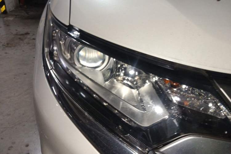 Used Mitsubishi Outlander 2020 2.0L Two-Wheel Drive Comfort Edition 7-Seater Right Front Headlight