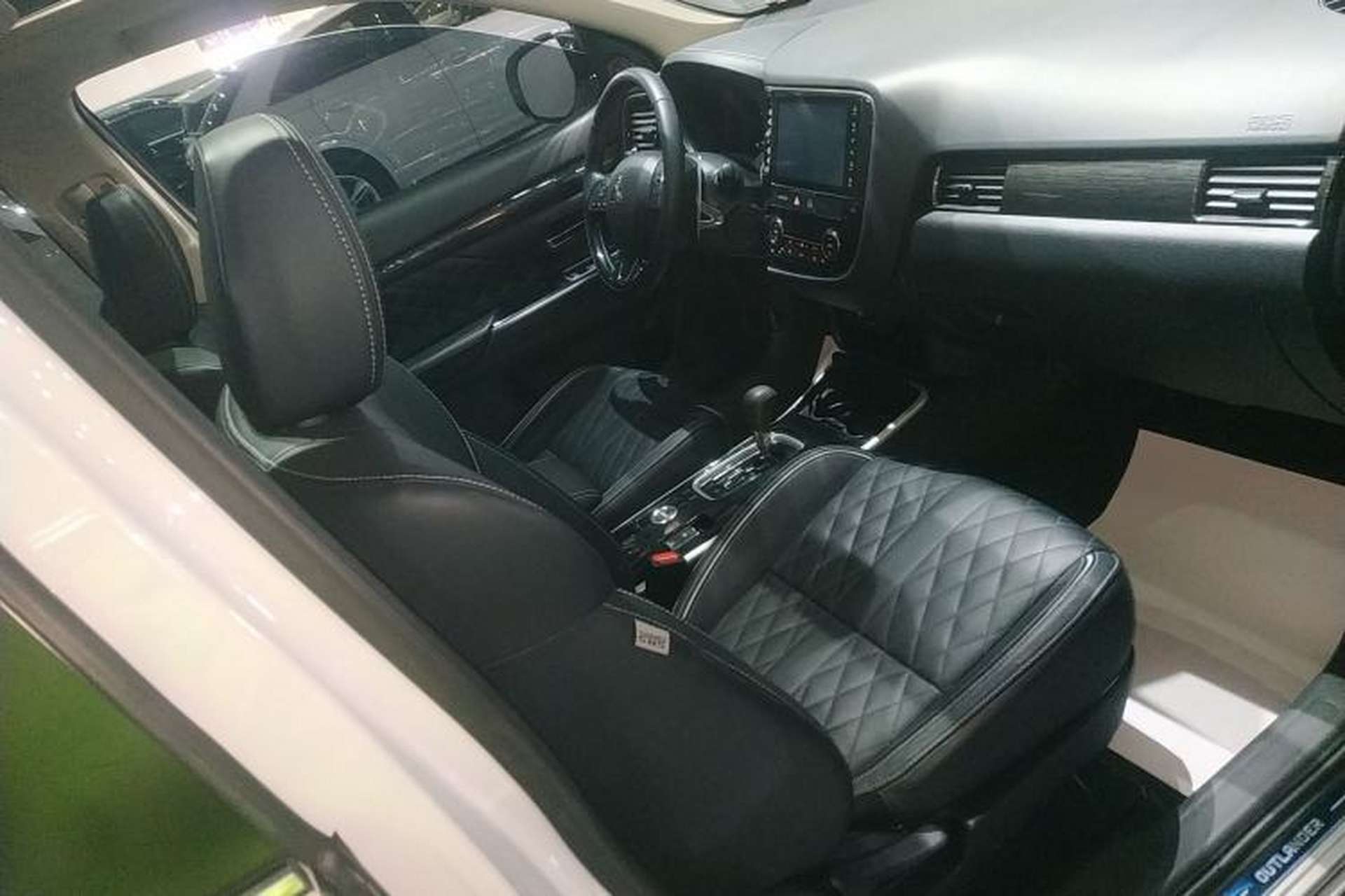 Used Mitsubishi Outlander 2020 2.4L 4x4 Zhi Xiang Edition 5 Seats Right Front Seat