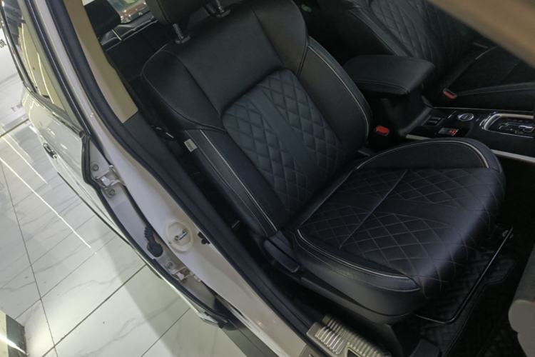 Used Mitsubishi Outlander 2020 2.4L 4x4 Zhi Xiang Edition 7-Seater Right Front Seat
