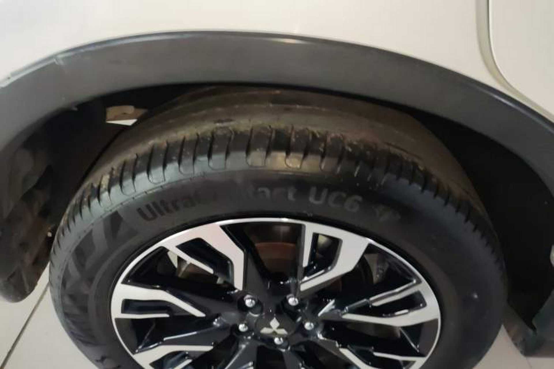 Used Mitsubishi Outlander 2020 2.0L Two-Wheel Drive Enjoyment Version 5 Seats Right Rear Wheel Hub