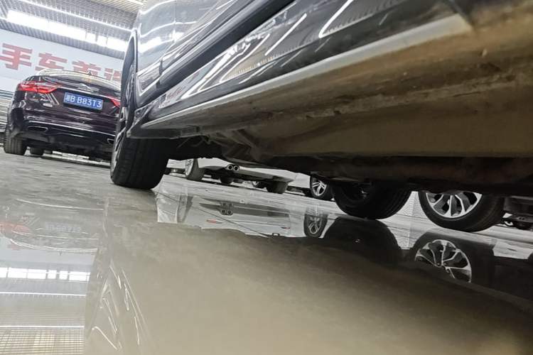 Used Mitsubishi Outlander 2020 2.4L 4x4 Zhi Xiang Edition 5 Seats Right Side Sill