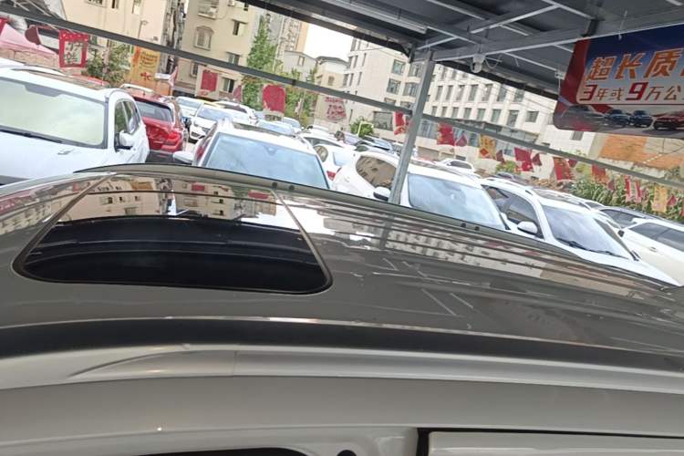Used Mitsubishi Outlander 2020 2.0L Two-Wheel Drive Comfort Edition 7-Seater Roof