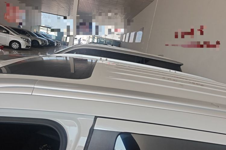 Used Mitsubishi Outlander 2020 2.0L Two-Wheel Drive Comfort Edition 7-Seater Roof