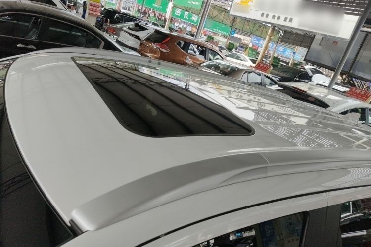 Used Mitsubishi Outlander 2020 2.4L 4x4 Zhi Xiang Edition 7-Seater Roof
