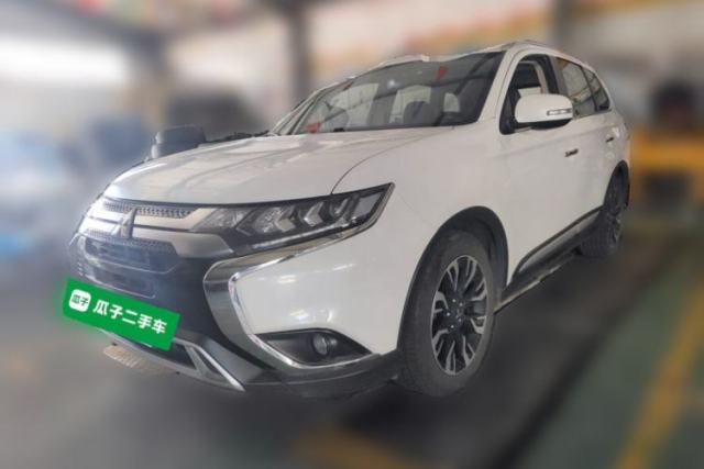 Used Mitsubishi Outlander 2020 2.4L 4x4 Zhi Xiang Edition 5 Seats