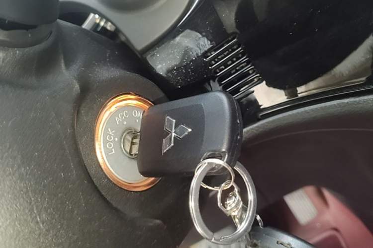 Used Mitsubishi Outlander 2020 2.0L Two-Wheel Drive Comfort Edition 5 Seats Vehicle Key