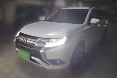 Used Mitsubishi Outlander 2020 2.0L Two-Wheel Drive Comfort Edition 7-Seater