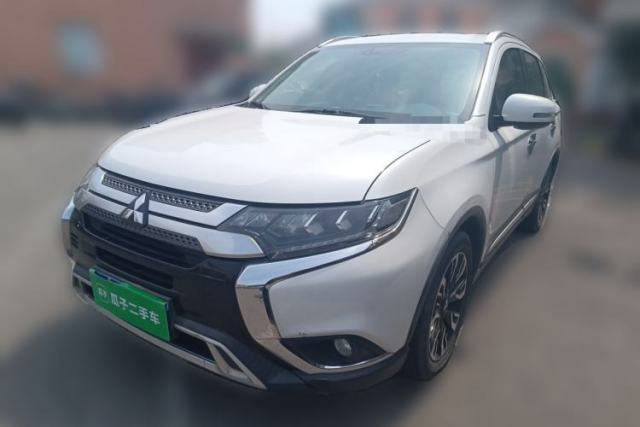 Used Mitsubishi Outlander 2020 2.4L 4x4 Zhi Xiang Edition 5 Seats