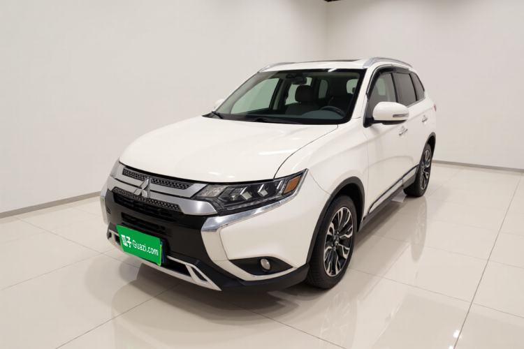 Used Mitsubishi Outlander 2020 2.4L 4x4 Zhi Xiang Edition 5 Seats Guazi used car, China used car export, Used car for sale, Used  cars, Cheapest cars for sale