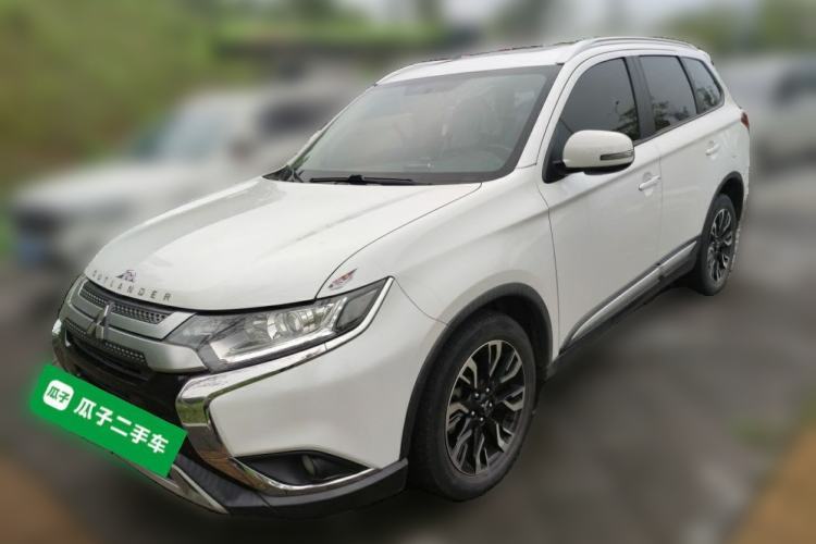 Used Mitsubishi Outlander 2020 2.0L Two-Wheel Drive Enjoyment Version 5 Seats Guazi used car, China used car export, Used car for sale, Used cars, Cheapest cars for sale