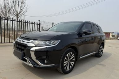 Used Mitsubishi Outlander 2021 2.4L 4x4 Zhi Xiang Edition 7 Seats