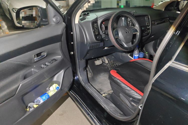 Used Mitsubishi Outlander 2021 Revised Version 2.0L Two-Wheel Drive Comfort Edition 5 Seats Driver Seat