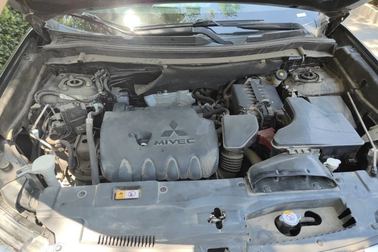 Used Mitsubishi Outlander 2021 2.0L Two-Wheel Drive Comfort Edition 7 Seats Engine Bay