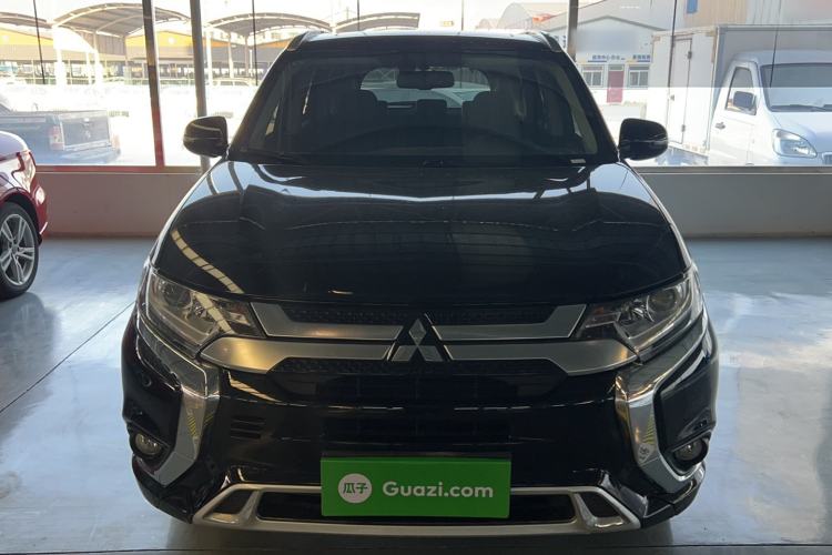 Used Mitsubishi Outlander 2021 Revised Version 2.0L Two-Wheel Drive Enjoyment Edition 5 Seats Exterior 1