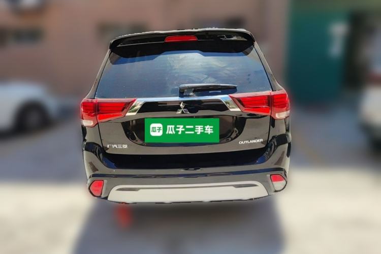 Used Mitsubishi Outlander 2021 Revised Version 2.0L Two-Wheel Drive Comfort Edition 5 Seats Exterior 4