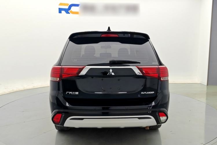Used Mitsubishi Outlander 2021 2.4L 4x4 Zhi Xiang Edition 7 Seats Exterior 5