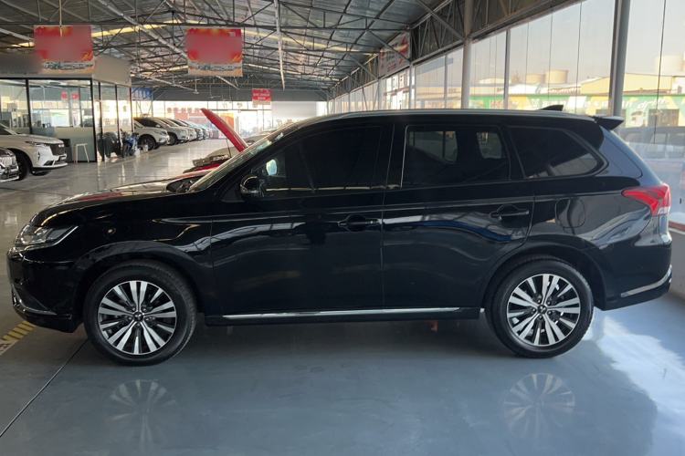 Used Mitsubishi Outlander 2021 Revised Version 2.0L Two-Wheel Drive Enjoyment Edition 5 Seats Exterior 5