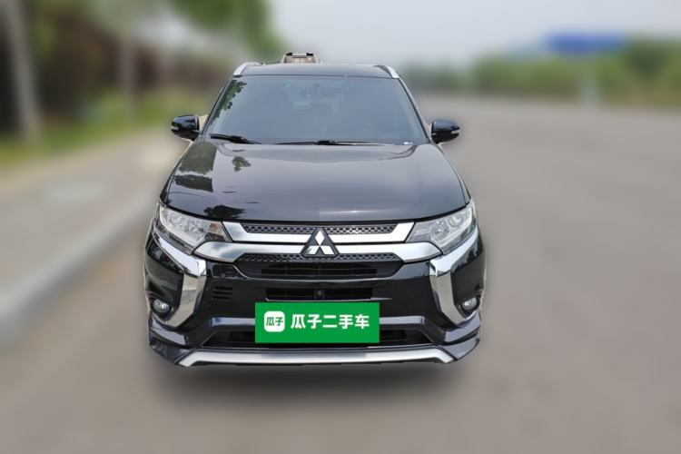 Used Mitsubishi Outlander 2021 2.0L Two-Wheel Drive Comfort Edition 7 Seats Front
