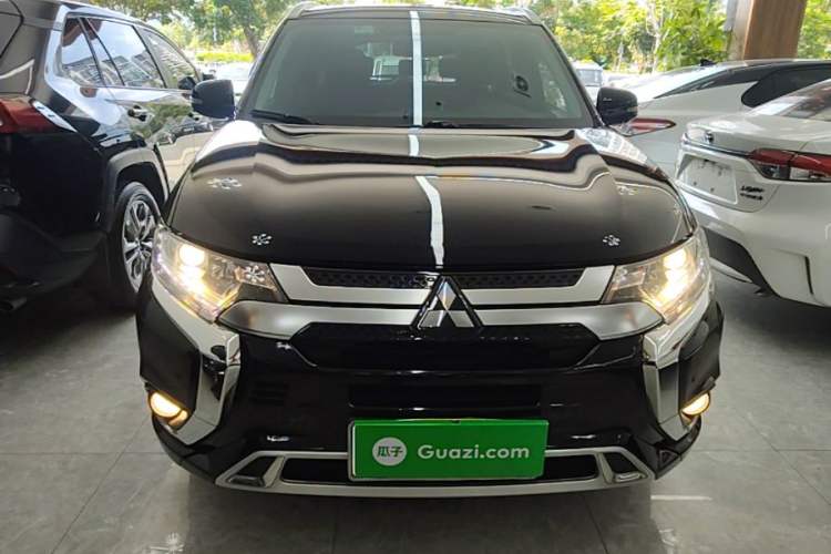 Used Mitsubishi Outlander 2021 2.0L Two-Wheel Drive Comfort Edition 5 Seats Front