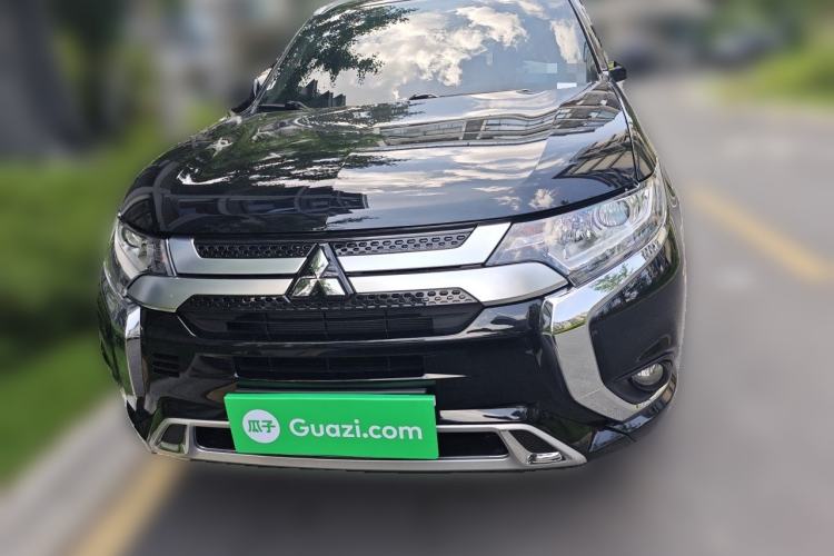 Used Mitsubishi Outlander 2021 2.0L Two-Wheel Drive Comfort Edition 5 Seats Front