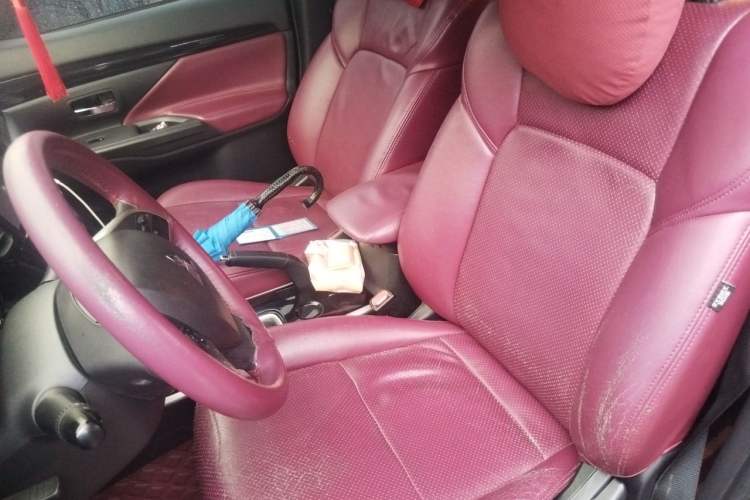 Used Mitsubishi Outlander 2021 2.0L Two-Wheel Drive Comfort Edition 5 Seats Left Front Seat