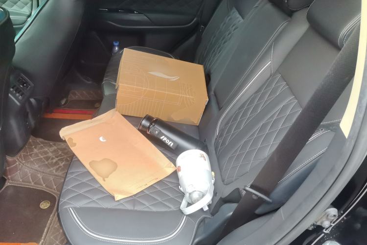 Used Mitsubishi Outlander 2021 2.4L 4x4 Zhi Xiang Edition 7 Seats Left Rear Seat