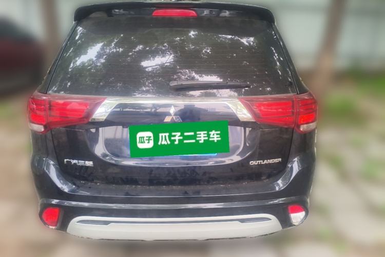 Used Mitsubishi Outlander 2021 Revised Version 2.0L Two-Wheel Drive Comfort Edition 5 Seats Rear