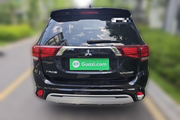 Used Mitsubishi Outlander 2021 2.0L Two-Wheel Drive Comfort Edition 5 Seats Rear