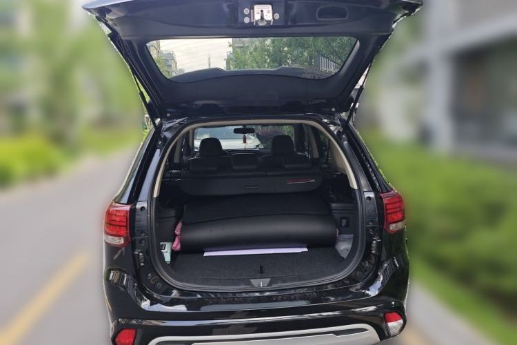 Used Mitsubishi Outlander 2021 2.0L Two-Wheel Drive Comfort Edition 5 Seats Trunk