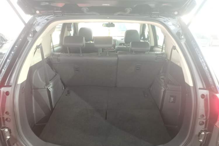 Used Mitsubishi Outlander 2021 2.0L Two-Wheel Drive Comfort Edition 7 Seats Trunk