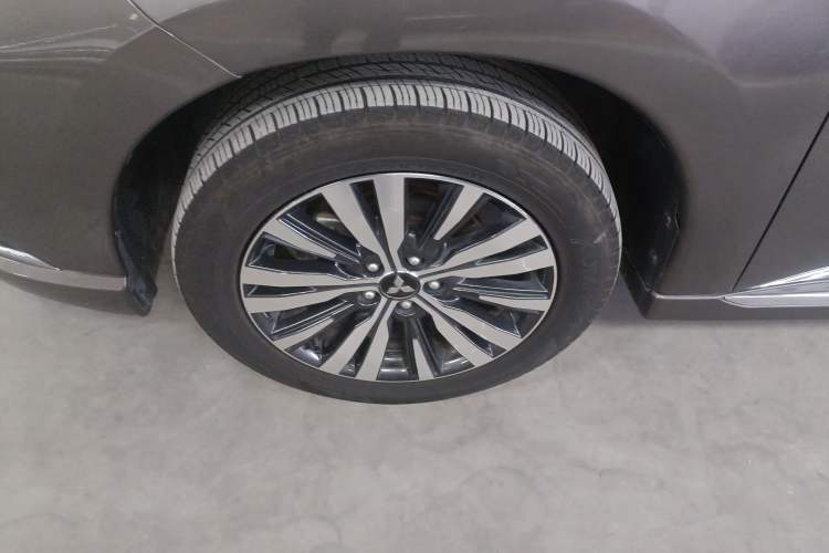 Used Mitsubishi Outlander 2021 2.0L Two-Wheel Drive Comfort Edition 5 Seats Exterior 4