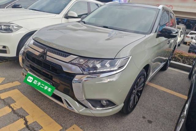 Used Mitsubishi Outlander 2021 2.4L 4x4 Zhi Xiang Edition 7 Seats